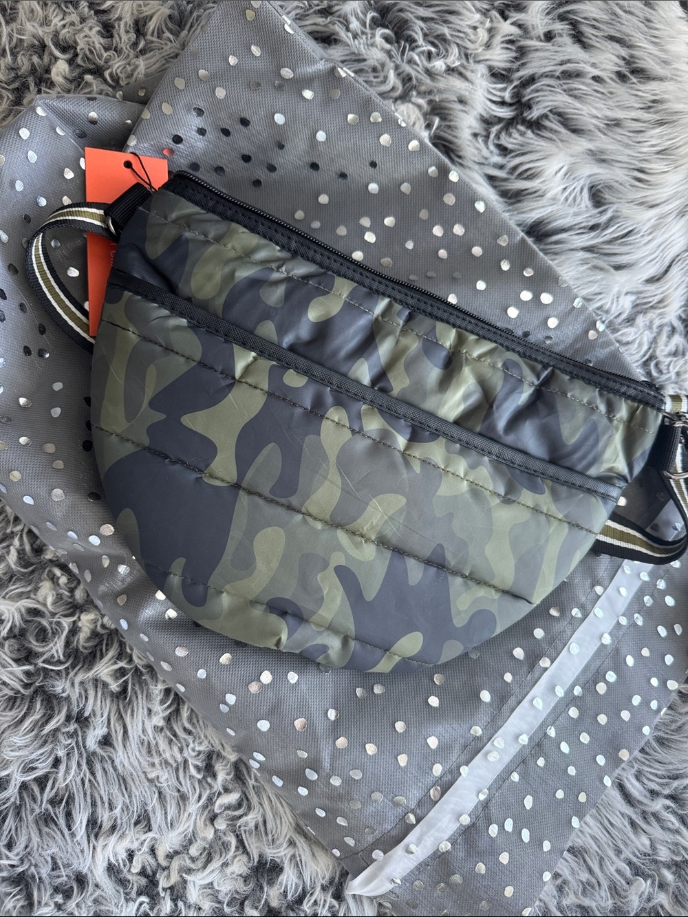 HAUTE SHORE Quilted Camo Crossbody in Olive Green and Black